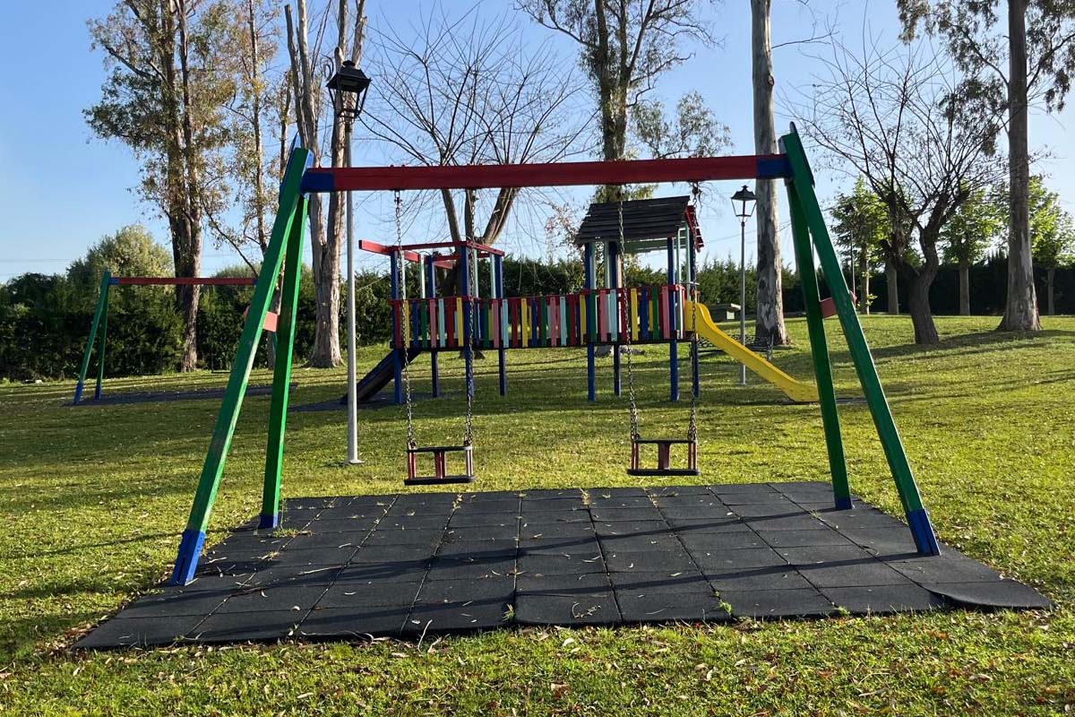 Parque infantil de la Urbanización Parque Antena