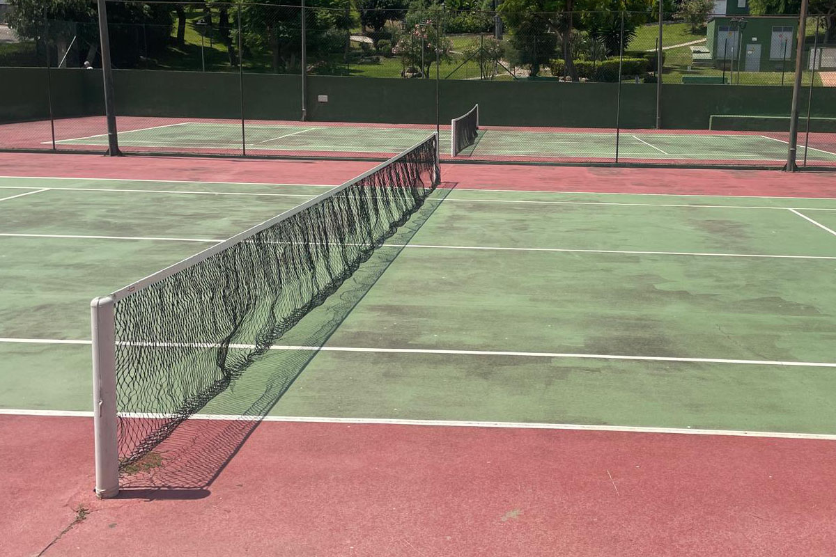 Pistas de tenis de la Urbanización Parque Antena